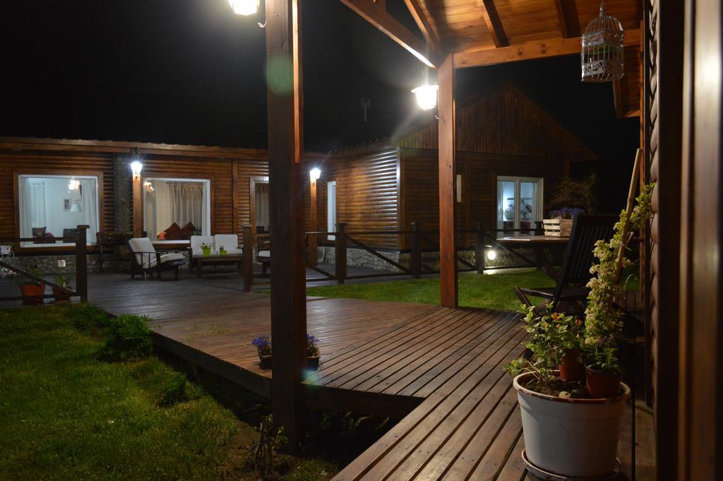 Cabanas Teuepen El Calafate Eksteriør billede